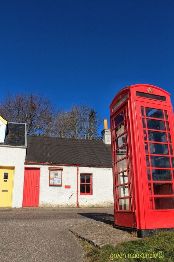 Vintage phone Plockton