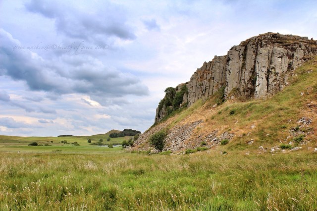 Hadrians Wall Northumberland.JPG